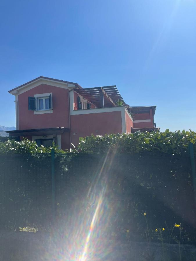 Il Casale Rosso Monolocale Cinque Terre-Toscana Caniparola di Fosdinovo Zewnętrze zdjęcie
